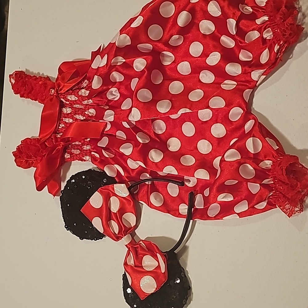 C2💜 6-12M Red Minnie Outfit/Costume